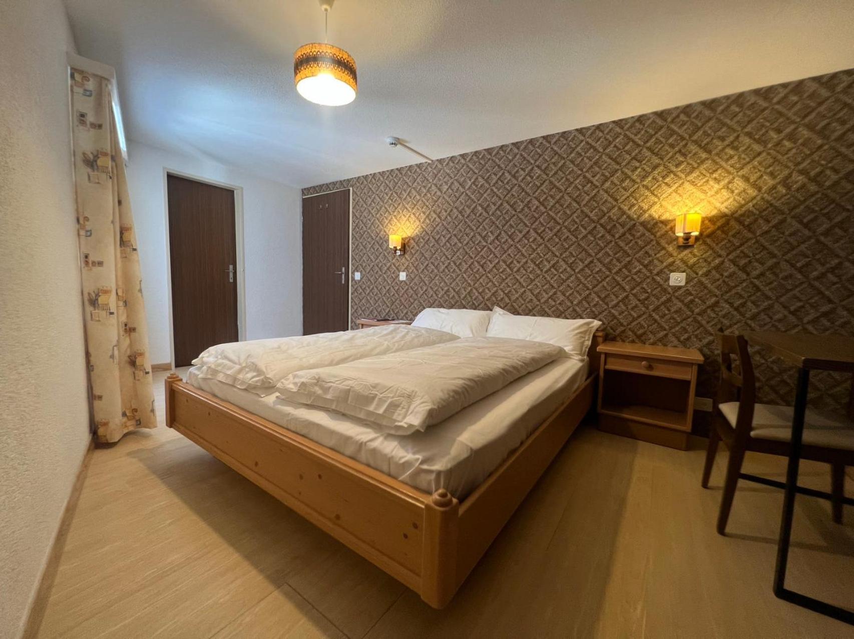 Hotel Gemmi ลอยเคอร์บัด ภายนอก รูปภาพ